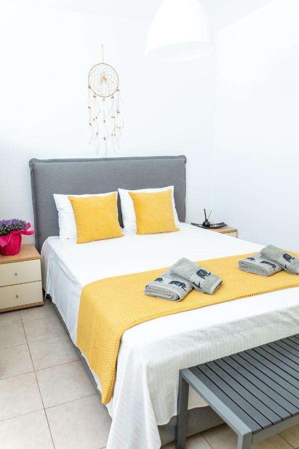 Warm Studio Apartment In Heraklion Eksteriør billede